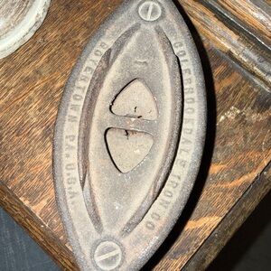 Vintage Cast Iron Sad Irons – Set of 3 | Rustic Farmhouse Decor | Heirloom Tools